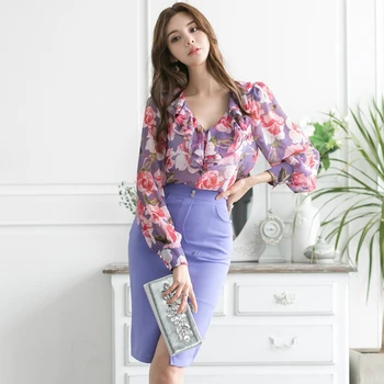 

Plus Size 2019 Autumn Winter Casual Two Piece Set Print Floral Chiffon Blouse and corset Bodycon Blue Skirt Ladies 2 Piece Set