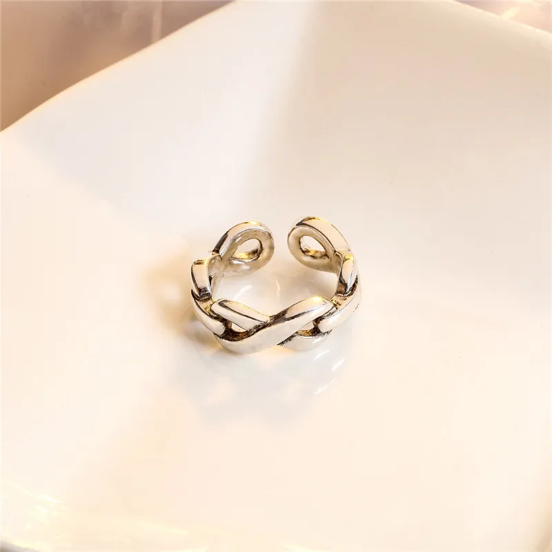 10618892915_694448036