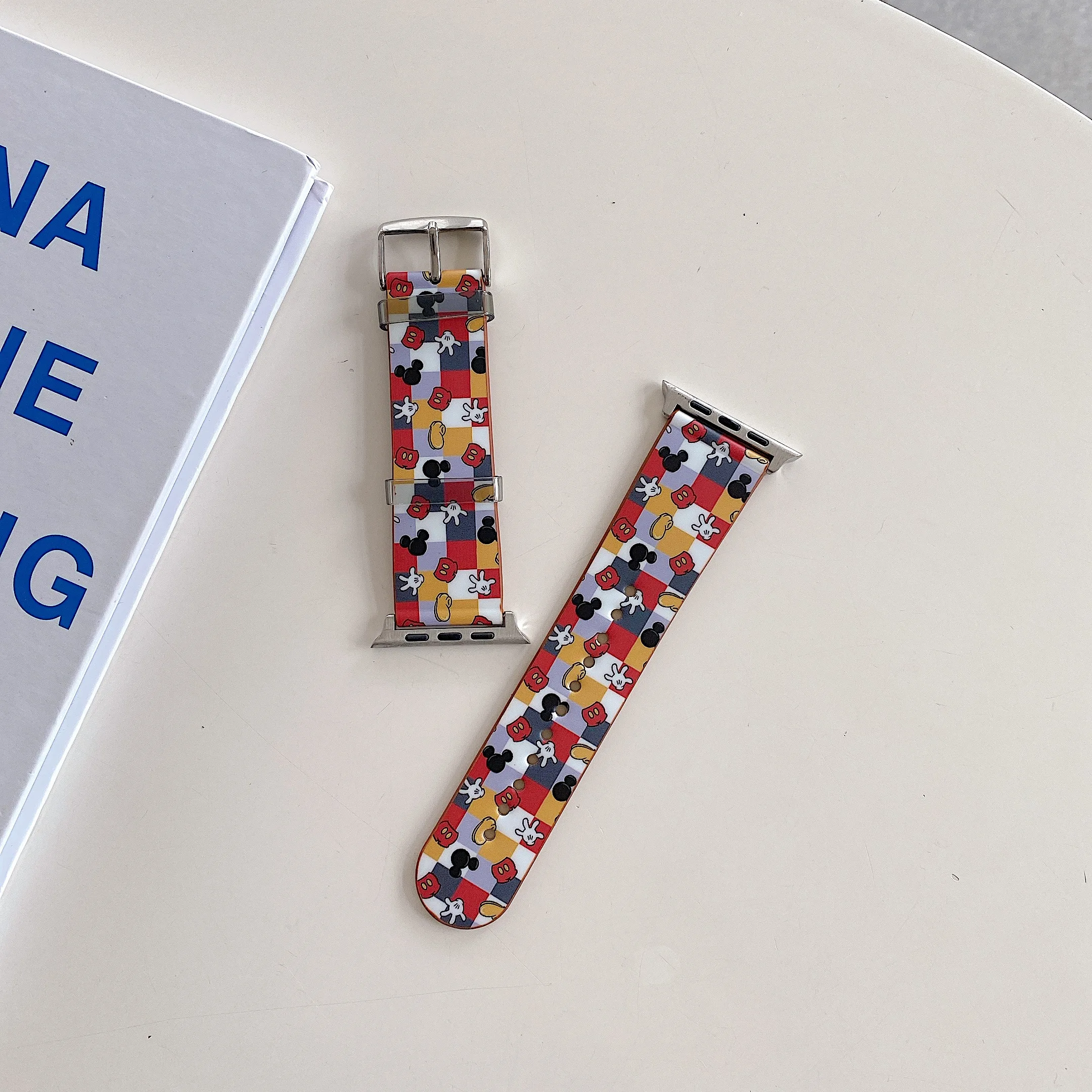 Новый мультяшный кожаный ремешок для apple watch band 44 мм 42 Iwatch Series SE 6 5 4 3 2 1 сменный 40 38