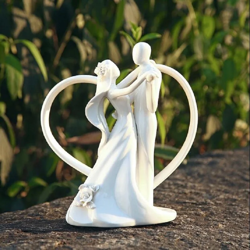 Романтическая Свадебная танцевальная пара жениха и невесты С арка в виде сердца керамическая Топпер для торта свадебные статуэтки вечерние подарки