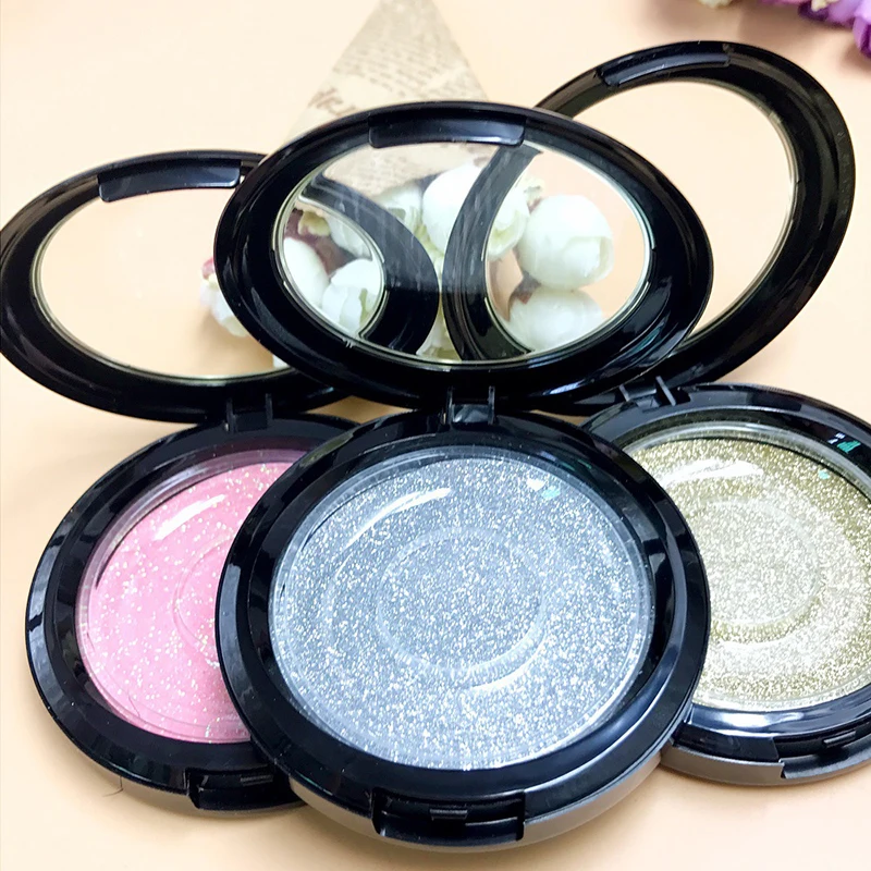 Круглая коробка для накладных ресниц пластиковая упаковки удобная маленькая