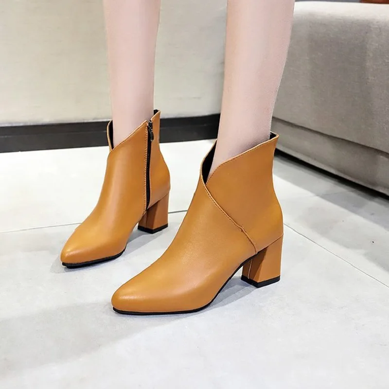 

Women Autumn Leather Ankle Boots Zipper Pointed Toe Ladies Chelsea Botas Chunky High Heels Female Shoes Classic 2019 New