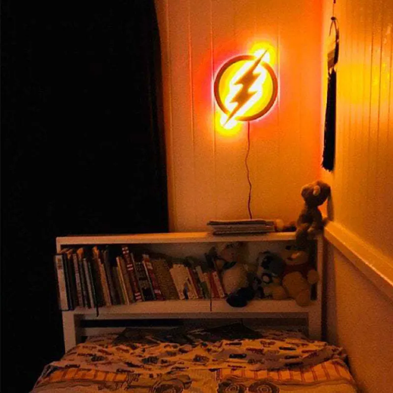 Лига Справедливости Супер герой флэш фигура символ молнии 3D светодиодный настенный светильник светодиодный ночник для детской спальни украшения дома