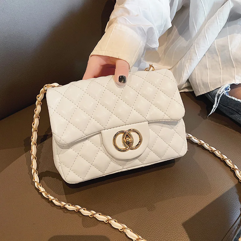 

The 2019 simple fashion rhombus chain bag small fragrant wind single shoulder 100 lap slung satchel ins.