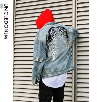 

UNCLEDONJM Embroidery Wing Jean Jacket Denim Jacket Vintage Men with Holes Hip hop Bomber Jacket Jean JK30