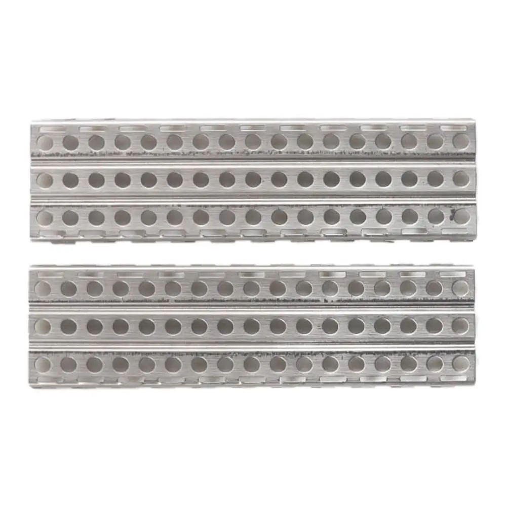 

2pcs Anti-Slip Board Metal Sand Ladder Recovery Board for 1/10 RC Model Car Simulation Climbing Car Axial SCX10 90046 RC4WD D90