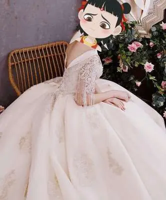 Vestido De Noiva Princesa, Свадебное бальное платье с v-образным вырезом на шнуровке, расшитое бисером и блестками, с золотой аппликацией