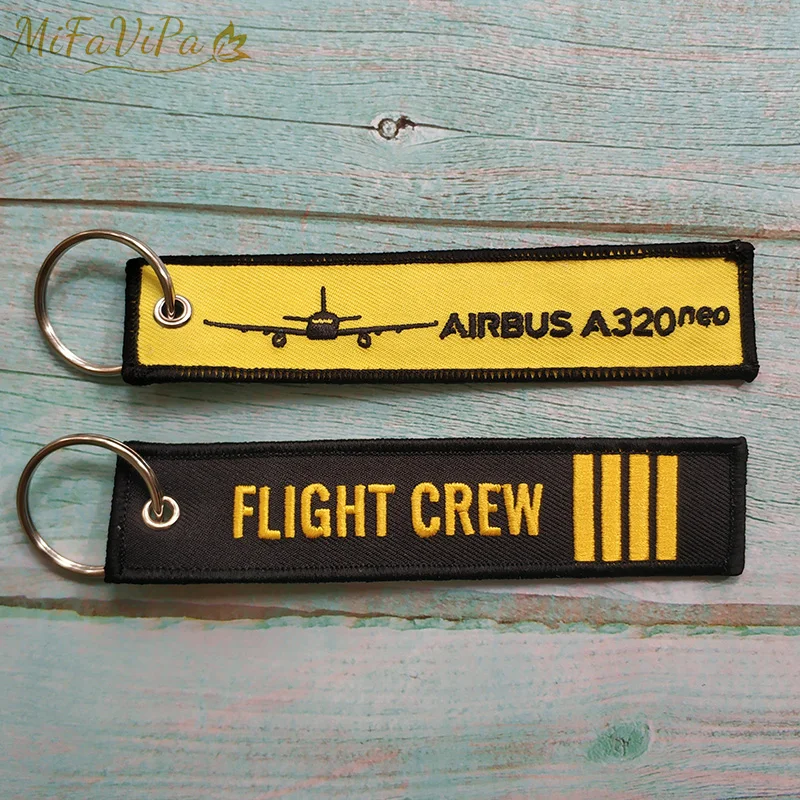 boeing flight crew keychains4