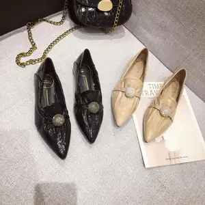 Women Flat Shoes 2020 New Patent Leather Pointed Toe Soft Flats Ballet Shoes Ladies Shiny Flats Shoes Women Mules Slippers