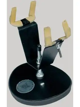 

Gs80 focus on guitar player Wolf knee