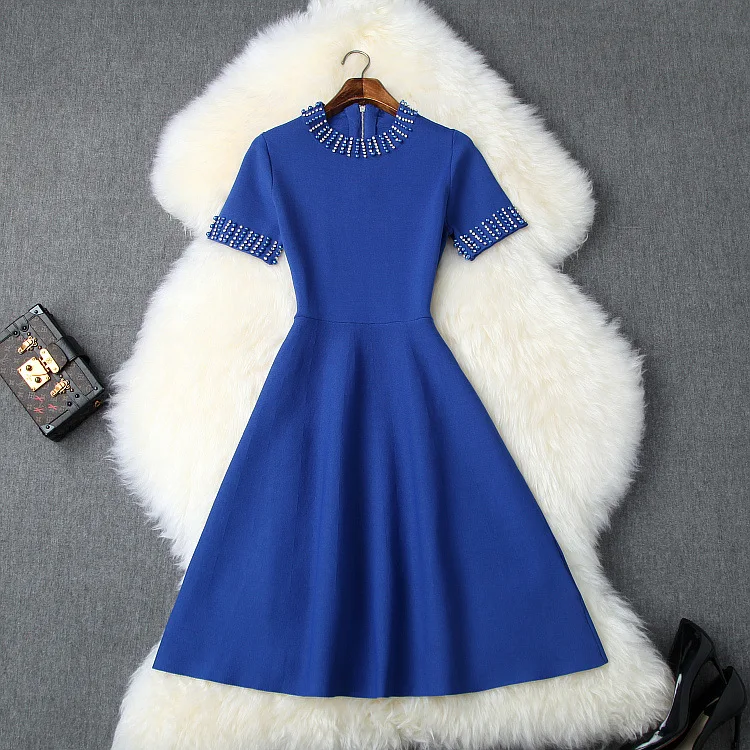 

Autumn 2019 new European and American women's wear With short sleeves Round collar Heavy hammer bead Fashion knit dress