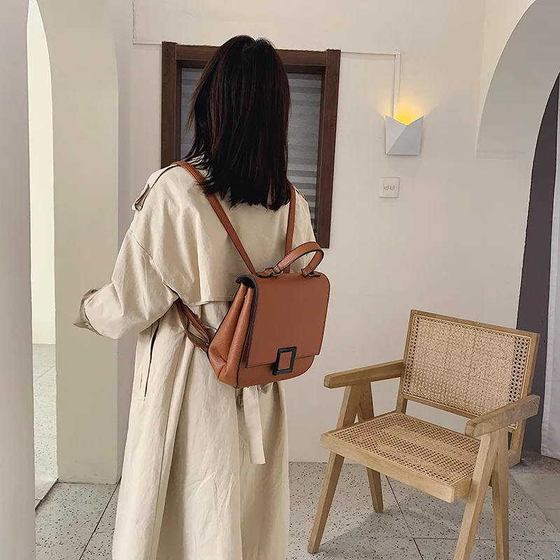Women's PU Leather Backpack Door Lock Bag Casual Simple Double Shoulder Student Backpack Fashionable Large Capacity Travel Bag
