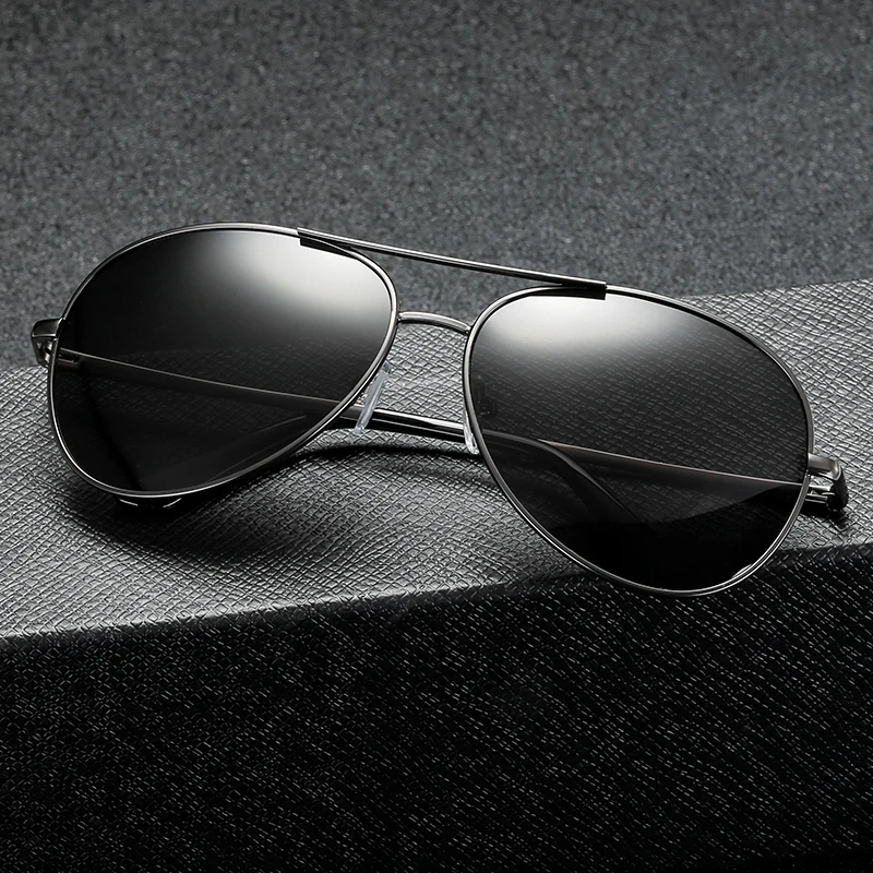 Polarized Sunglasses Night Vision Glasses Photochromic Sunglasses Men Polarized Driving Pilot Chameleon Vintage Sun Glasses Women Male Change Color Day Night Vision UV400