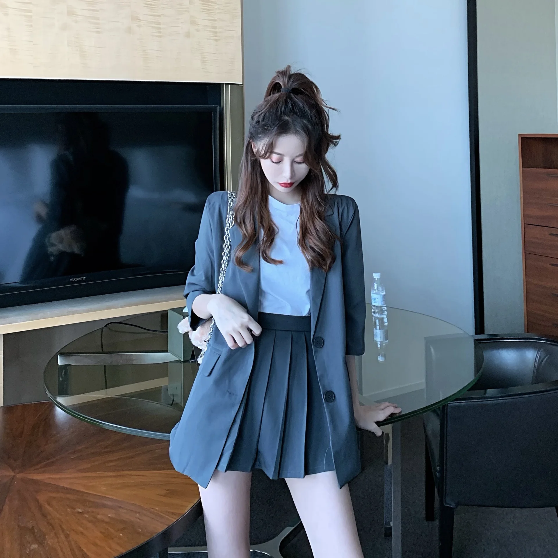 

Photo Shoot 2019 New Style Korean-style Early Autumn New Style British-Style Small Suit Coat + Pleated Skirt