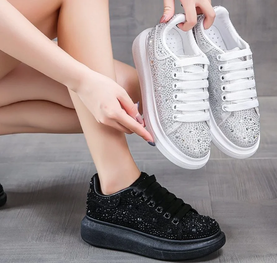 

Timalina Women Flats Spring/autumn Fashion Bling Sequins Crystal Studded Lace Up Flat Round Toe Casual Shoes Female Sneakers