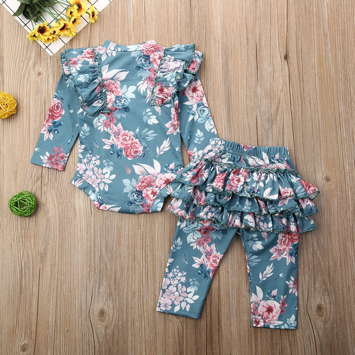 Хлопковая одежда с цветочным рисунком для новорожденных девочек Комбинезон, топ, леггинсы с оборками, штаны осенне-зимняя теплая одежда повседневная одежда для детей от 0 до 18 месяцев