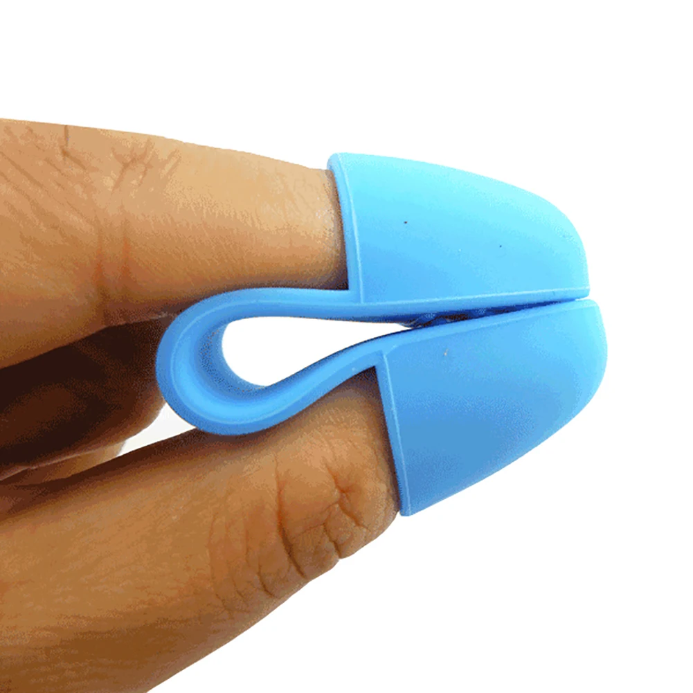 1 Pair Mini Silicone Heat Insulated Finger Clip Bowl Dish Plate Clamp Holder Non-slip Gripper Pot Holder Insulated Hot Tableware