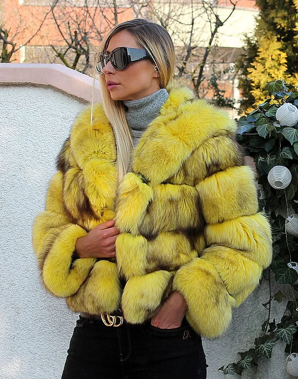 New Women Real Fox Fur Hooded Winter Coats And Jackets Women's Natural Stripe Genuine Fur Outerwear