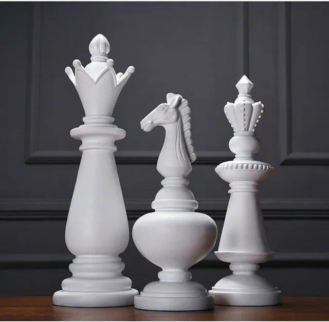 Buy Online Best Quality Retro Resin Chess Pieces Ornaments Large Chess Figurines Decoration Chessman Board Game Home Decoration Crafts Chess Set Table