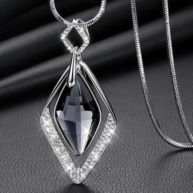 10541130099_464155859