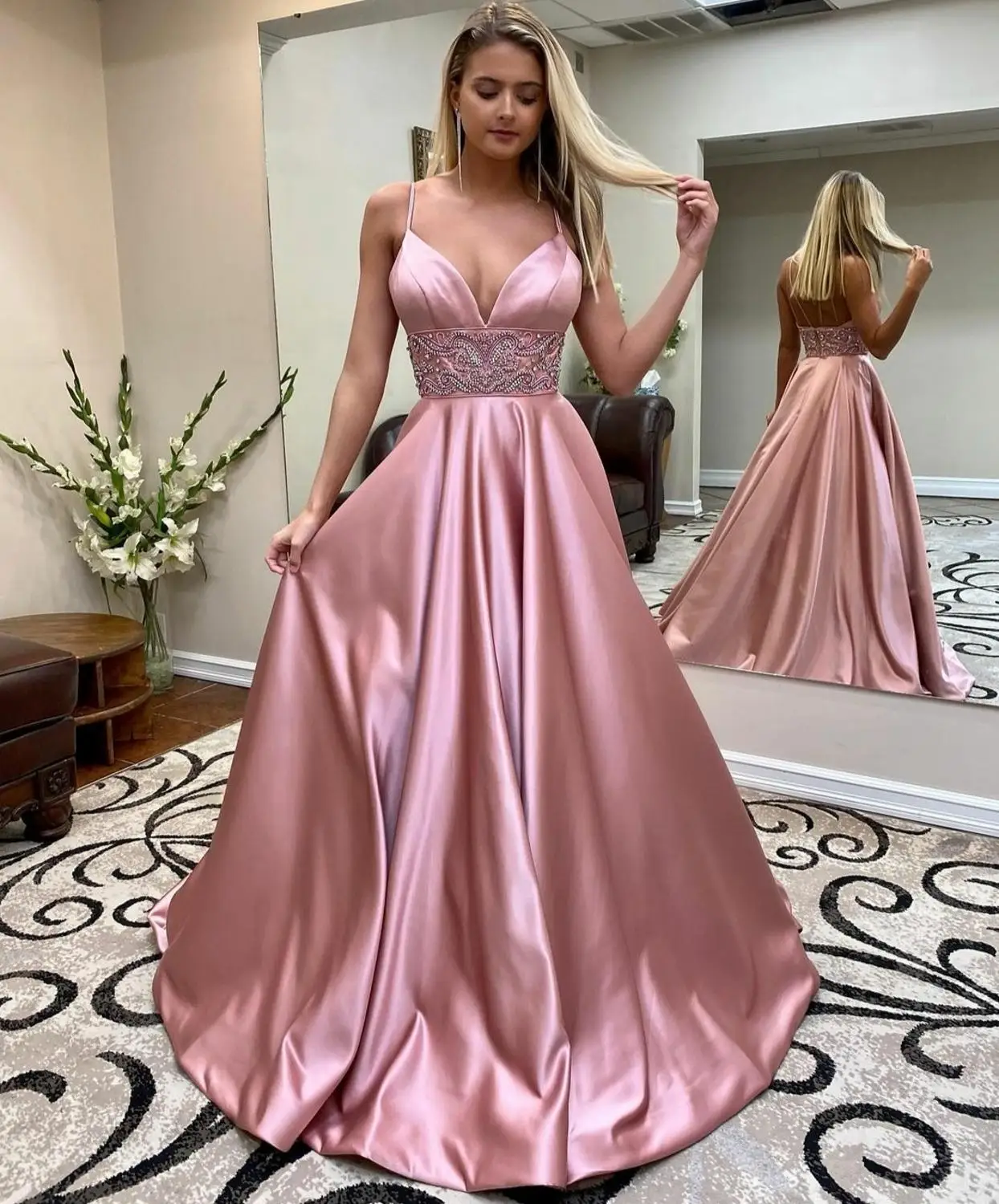 

Sexy A-Line V-Neck Long Satin Evening Dresses with Pockets Spaghetti Straps Floor Length Open Back Formal Party Dress for Women
