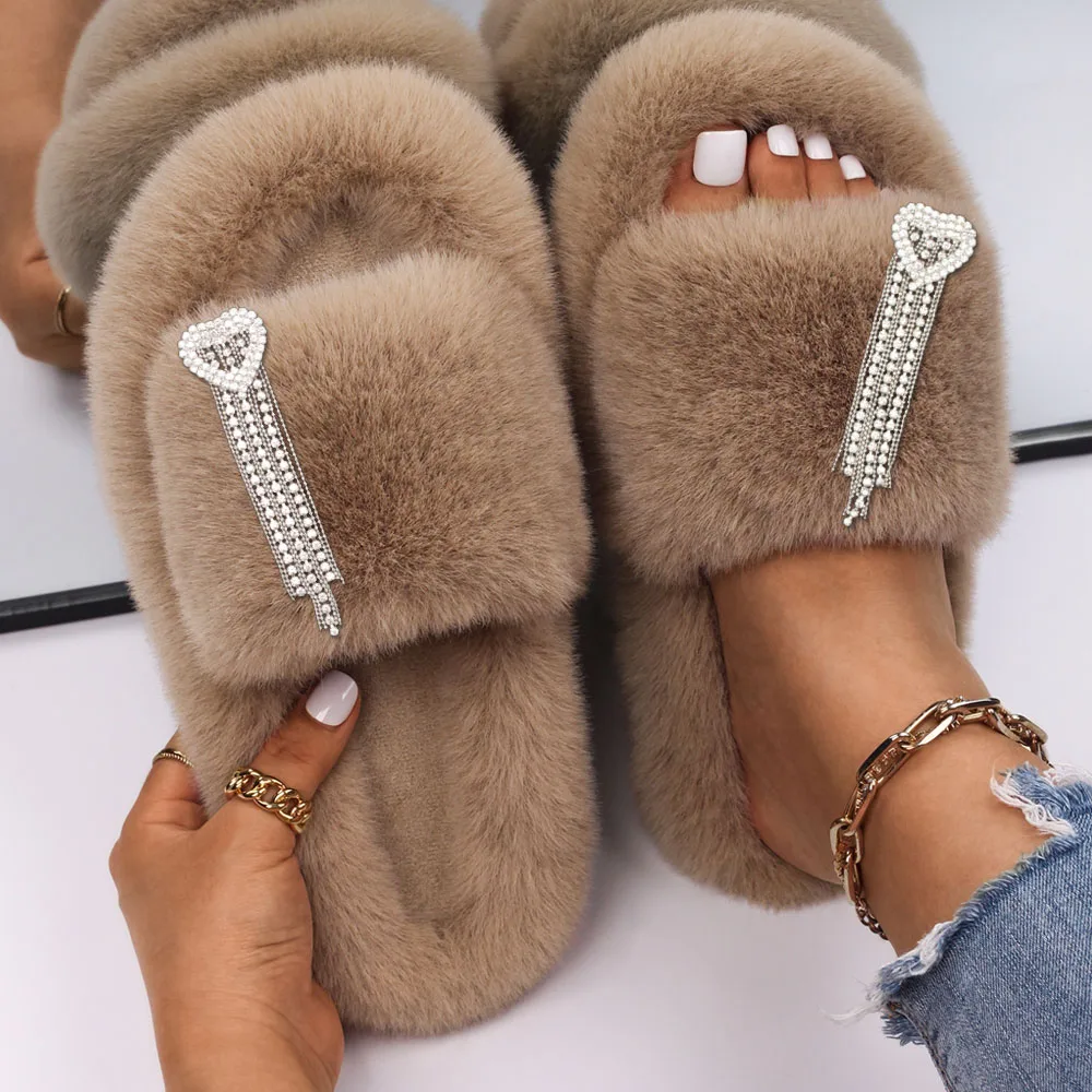 Women Sandals Female Furry Slippers Faux Fur Slides Full Diamond Love Knot Tassel Designer Slippers Ladies Fluffy Brand Shoes