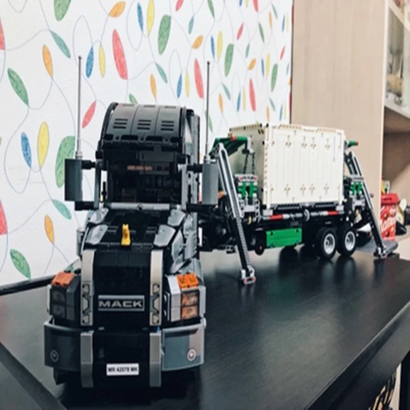 

20076 Technic Series the Mack Big Truck Set Compatible with 42078 Building Blocks Bricks Educational Toy christmas gift