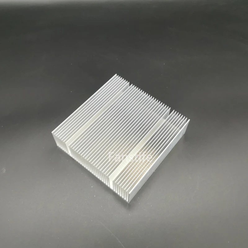 High-density Gear 130*130*38mm LED Lamps Electromechanical Equipment Power Amplifier Signal Transmitter LED Heat Sink Radiator