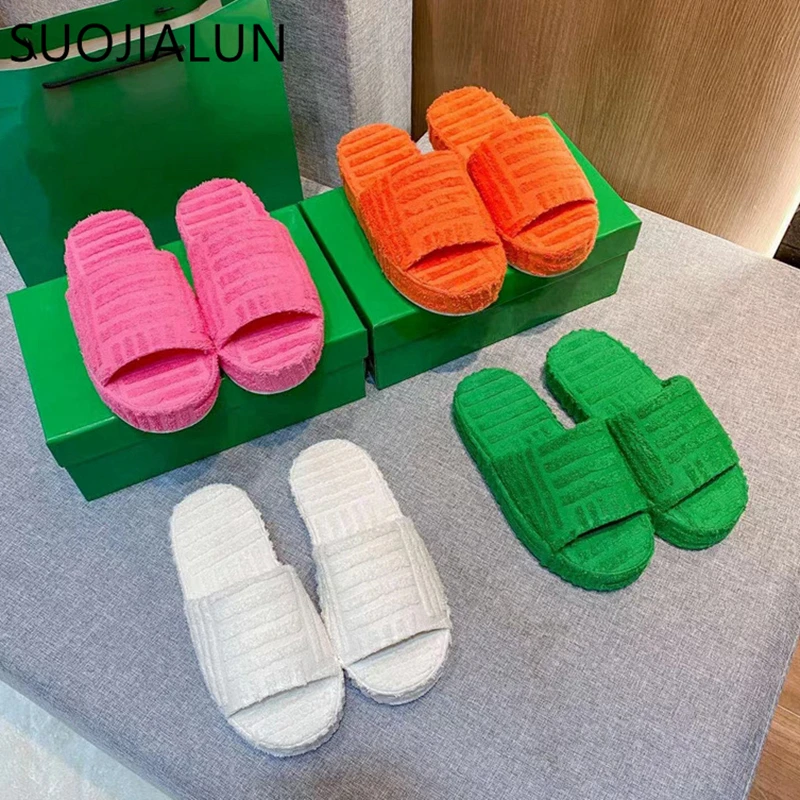 

SUOJIALUN Luxury Brand Women Slippers Warm Plush Flat Heel Ladies Slides Soft Thick Soled Light Green Flip Flop Big Size 34-41