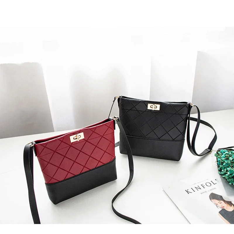 

2019 new fashion PU small square bag Lingge tassel bag shoulder bag handbag small square bag