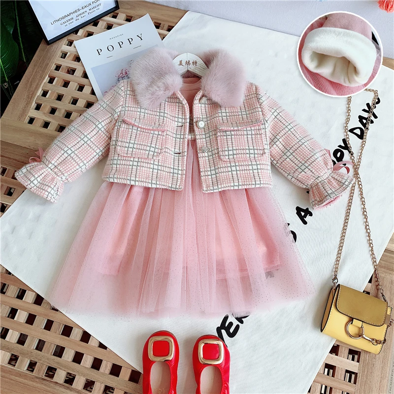 Новинка 2019 года Модный комплект одежды для маленьких девочек клетчатое пальто +