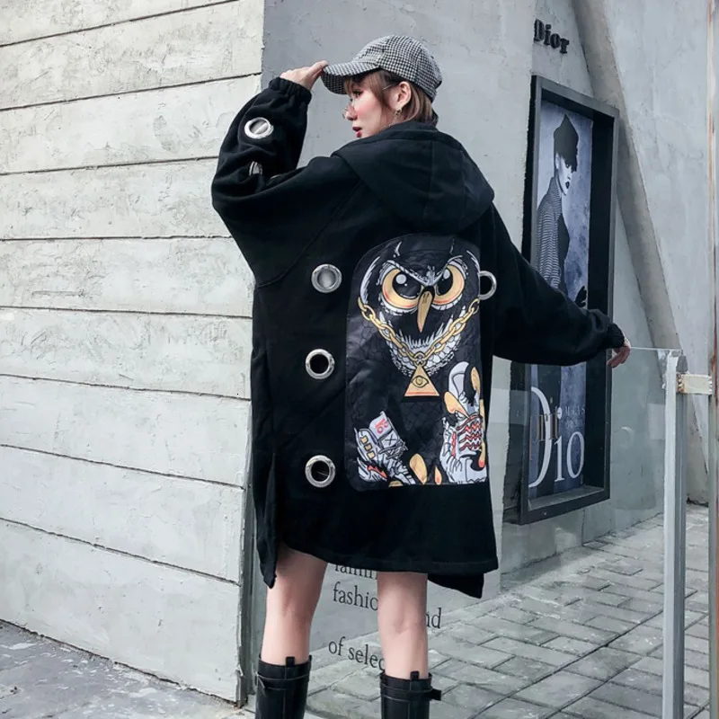 Пальто с капюшоном для девочек с принтом в виде орла; коллекция года; зимнее плотное Свободное пальто с вырезами; черное пальто в стиле панк; QYF1324