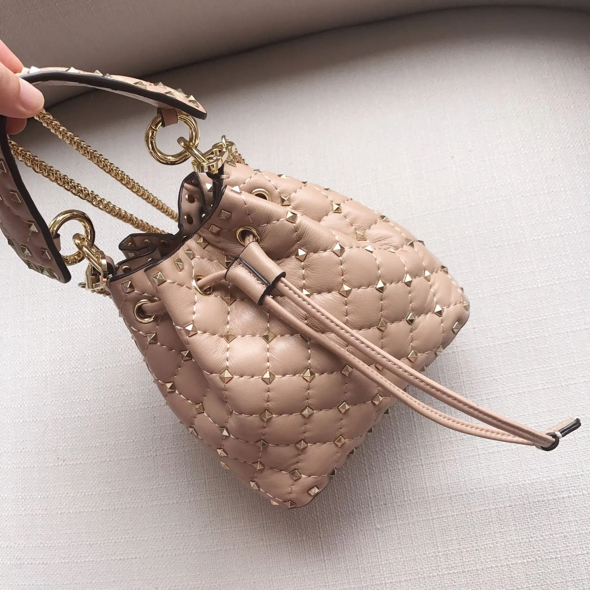 Ковш с заклепками ковш цепи овчина ручной ремешки косами обруч на одно плечо мини