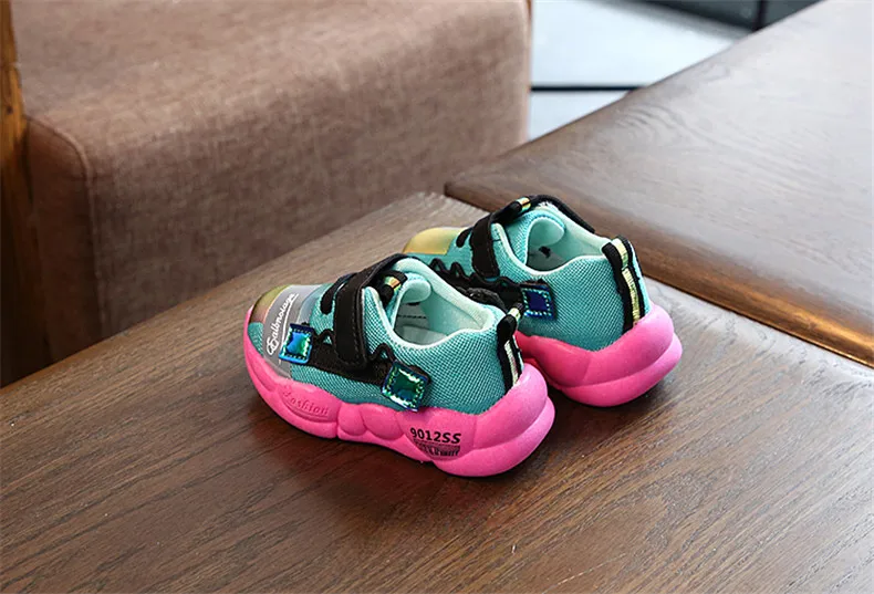 Г. Новая Осенняя детская обувь для малышей воздухопроницаемые Сникеры для девочек Нескользящая модная обувь для мальчиков уличная детская обувь 21-30