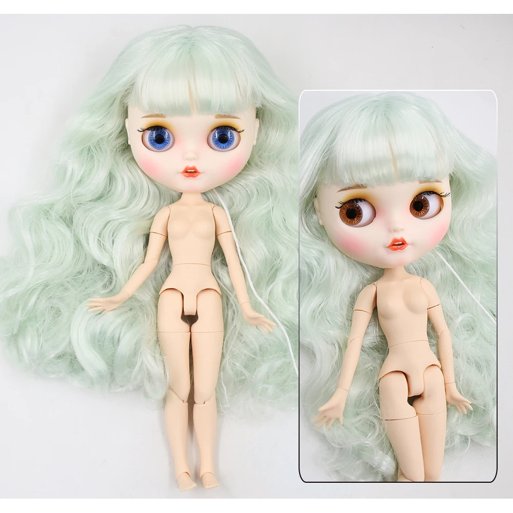 Neo Blythe Doll with Green Hair, White Skin, Matte Smiling Face & Custom Jointed Body 1