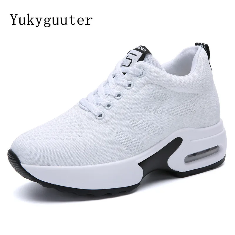 

Женская спортивная обувь для бега на плоской подошве; Уличные кроссовки из сетчатого материала; Летняя дышащая легкая спортивная обувь на воздушной подушке, увеличивающая рост