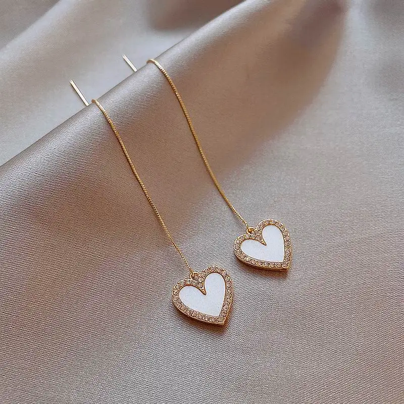 

Simple Heart Long Earrings White Black Colors Temperament Korean Fashion Jewelry Wholesale