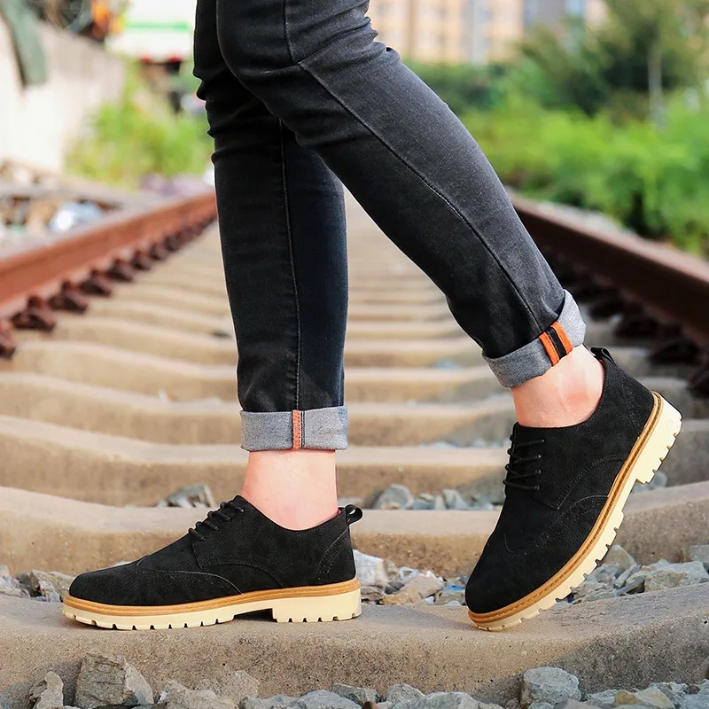 

Low Solid PU Men Western Boots Casual Ankle Fashion Military Work Boots Lace-Up Sewing Spring Autumn Business Shoes