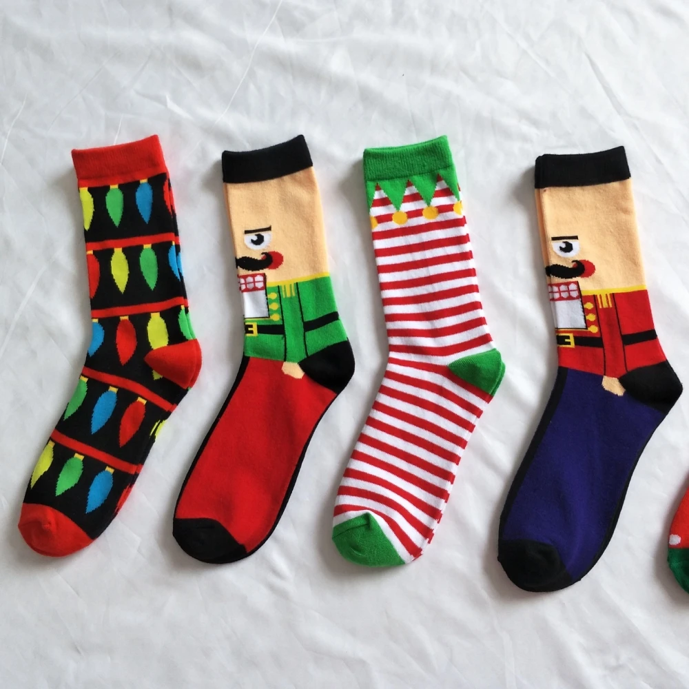 1 пара рождественских носков с героями мультфильмов; Рождественский подарок для мужчин и женщин; праздничный год; хлопковые эластичные носки с цветами; сезон осень-зима