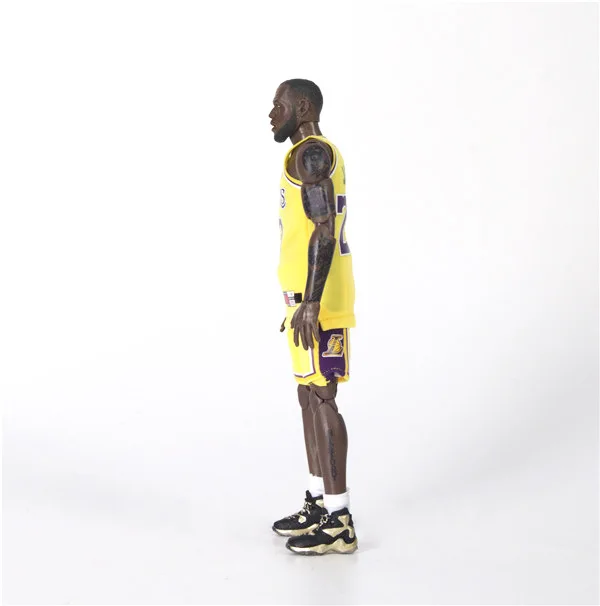 НБА 1/9 Лейкерс Желтый действительно одежда мобильный Гараж Комплект Модель 2 поколение Леброн Джеймс 23