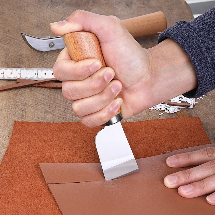 Description Picture 2 of itemDIY Sharp Leather Skiving Knife Cutting Knife Tools DIY Leather Craft Safety Leather Cutting Knife with Wooden Handle Tool