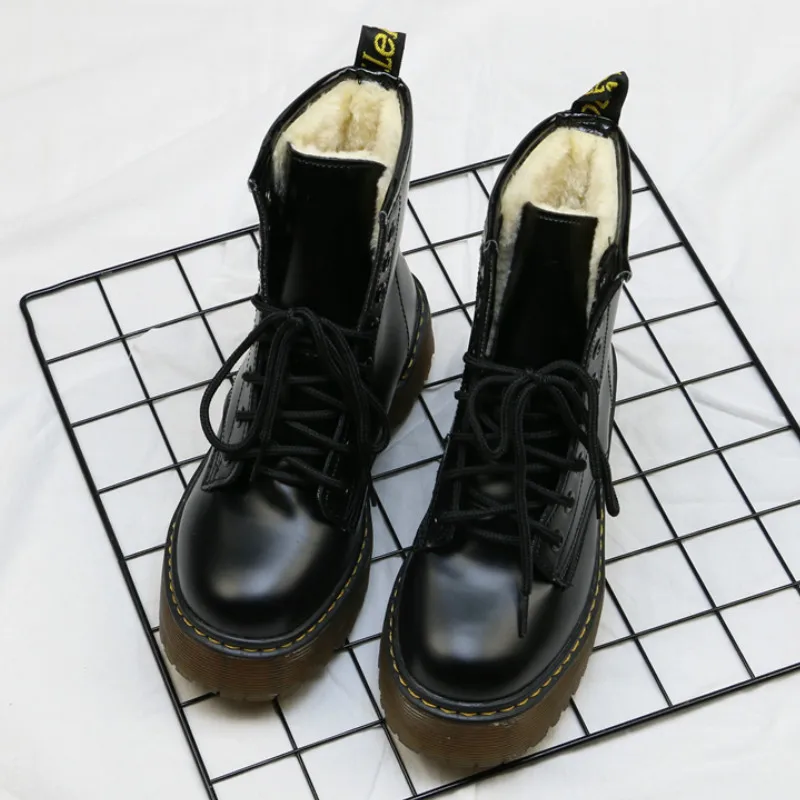 

Fur Boot Women Winter Warm Martin Combat Boots for Women Brand Designer Casual Boots Lace Up Furry Rain Boots Ankle Boots P131