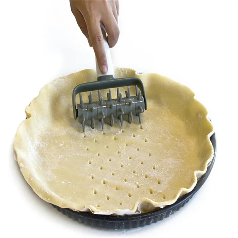 

Pizza Biscuit Baking Tool DIY Plastic Dough Roll Pastry Pie Pin Wheel Cutter Sewing Machine Bread Punch Machine Baking Tool New