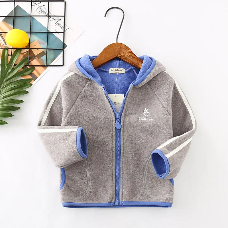 11483674405_1936560112