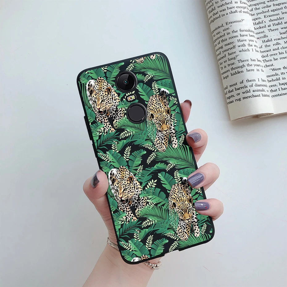 Soft Daisy Flower Silicone TPU Back Cover - Cute Phone Case
