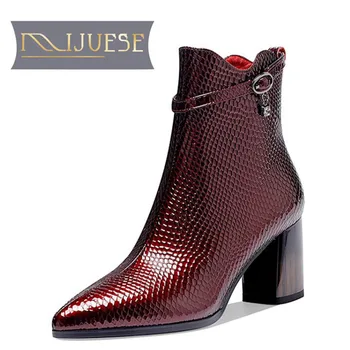 

MLJUESE 2021 women Ankle boots Cow leather winter short plush Pointed Toe Crystal Zipper High heels female boots size 42