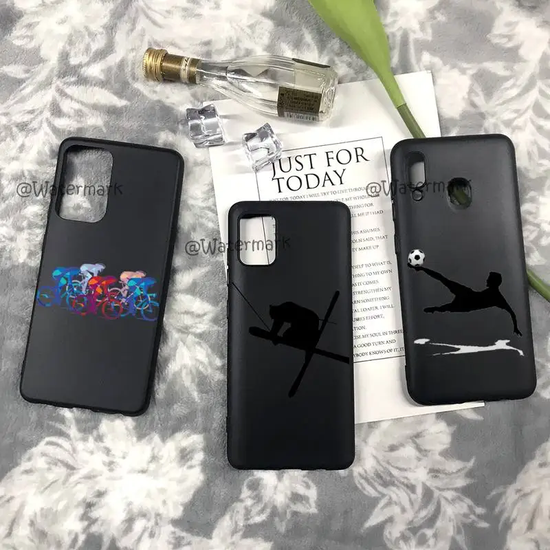Силиконовый чехол для телефона Samsung Galaxy A20RE A51 A52 A71 цвет черный | Мобильные