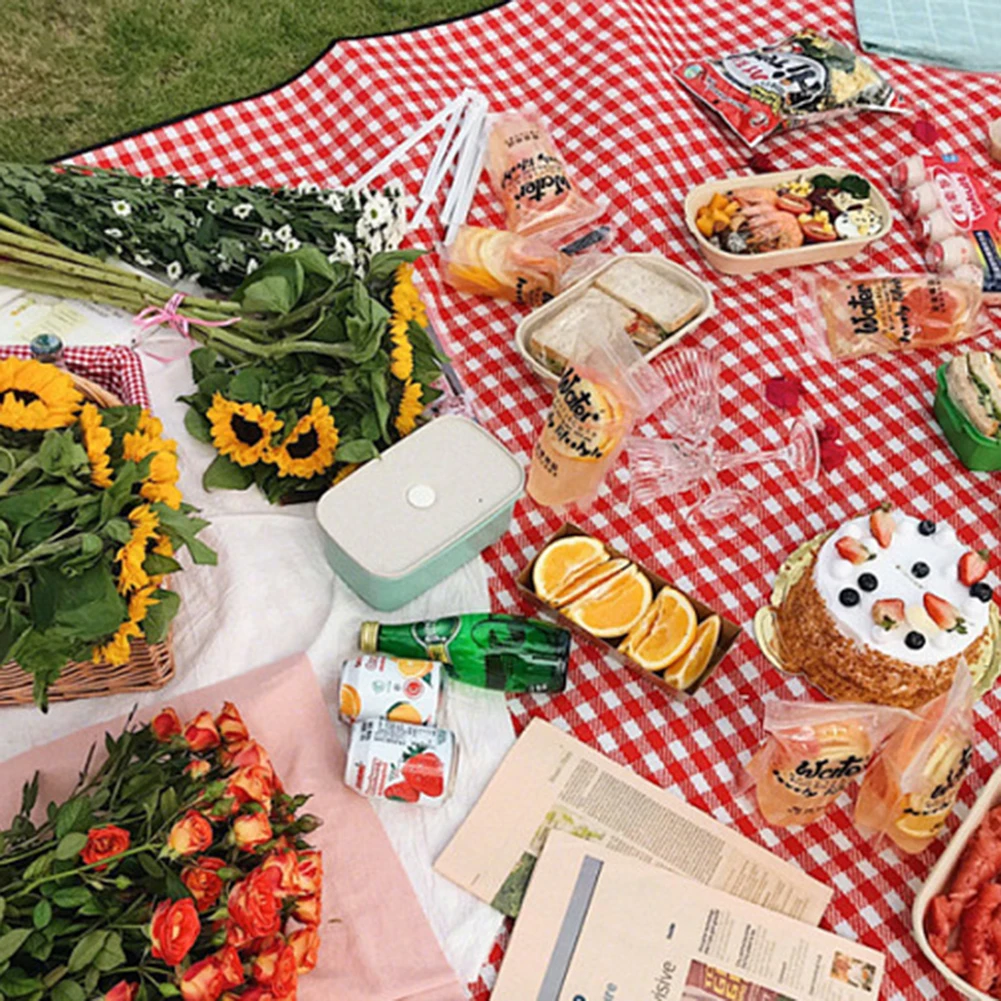 Folding lattice Picnic Blanket Mat Waterproof Extra Large Handy Mat Outdoor Thick Sandproof Blanket for Family Friend