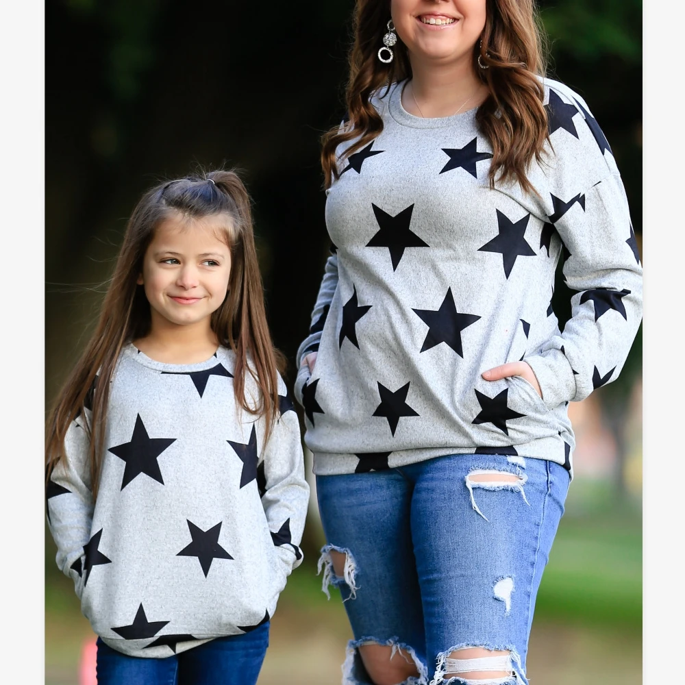 

Spring Autumn New Mom and Daughter T Shirts Long Sleeve O-neck Star Print T-Shirt Tops Mother Daughter Family Matching Outfits
