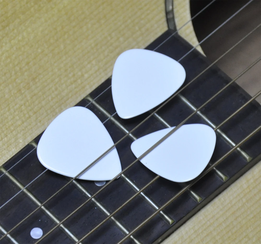 Lots of 100 pcs New Heavy 0.96mm Blank Guitar Picks Plectrums Celluloid Solid White | Спорт и развлечения